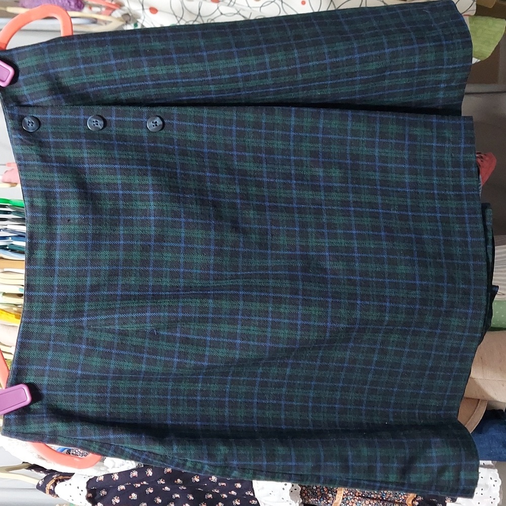First option SKORT separates size 8 invw273